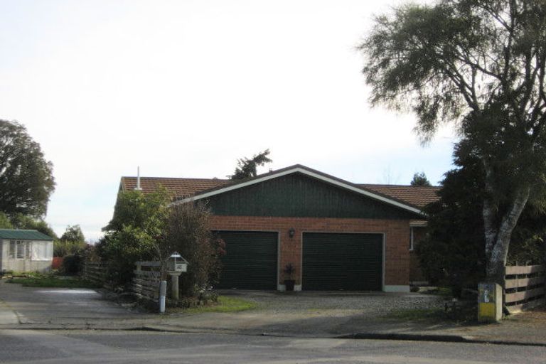Photo of property in 70 Hillary Street, Winton, 9720