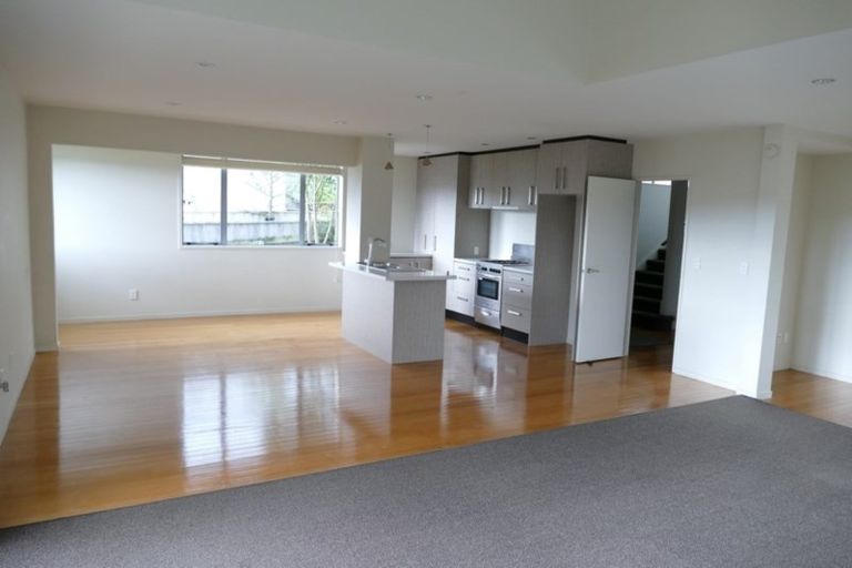 Photo of property in 630 Beach Road, Browns Bay, Auckland, 0630