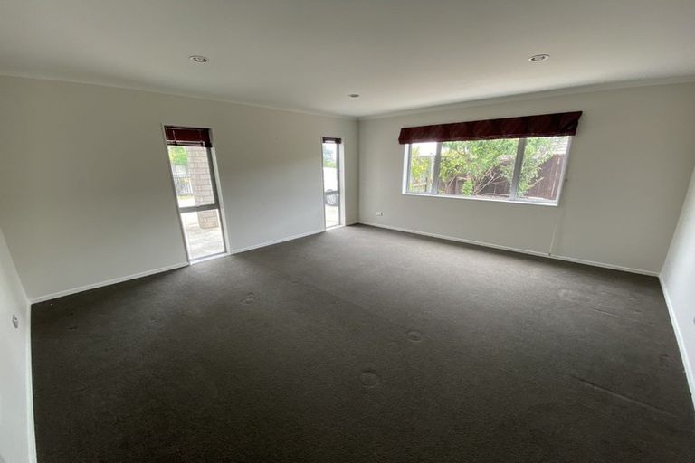 Photo of property in 64 Magellan Rise, Flagstaff, Hamilton, 3210