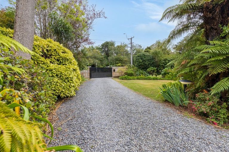 Photo of property in 48 Matai Road, Raumati South, Paraparaumu, 5032