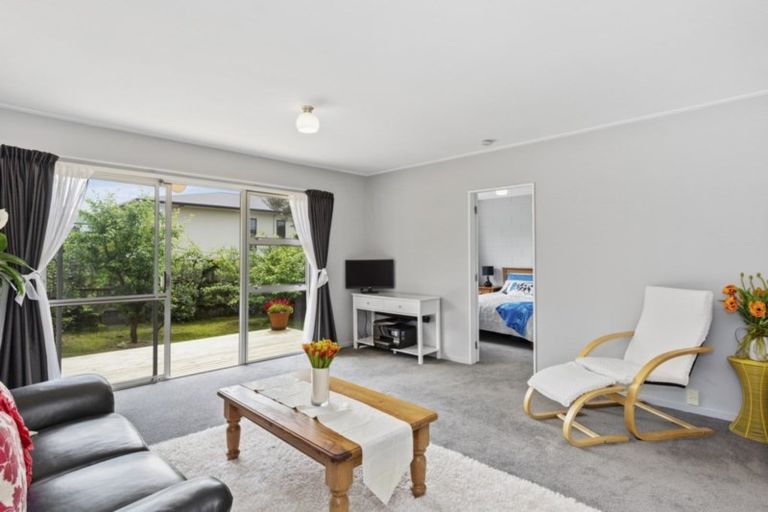 Photo of property in 2/23 Robins Road, Judea, Tauranga, 3110