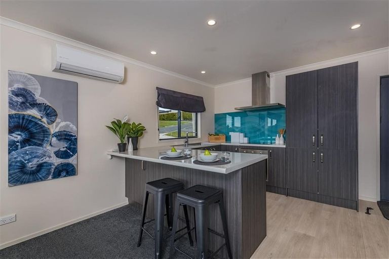 Photo of property in 9 Waterview Place, Haruru, 0204