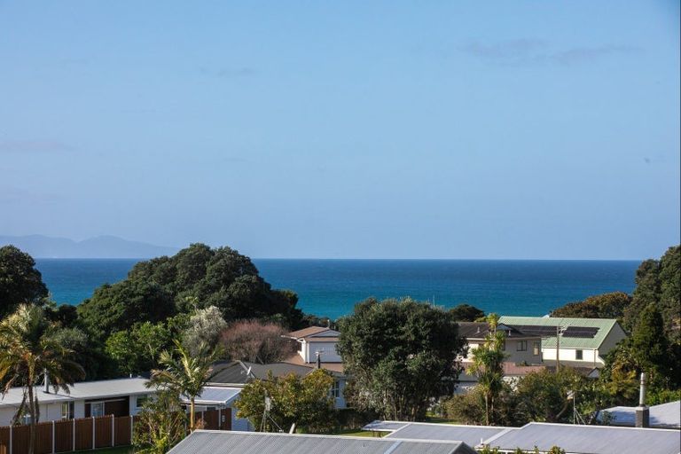 Photo of property in 28 Fyfe Road, Waihi Beach, 3611