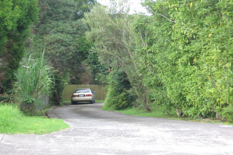 Photo of property in 3a Tahi Terrace, Glen Eden, Auckland, 0602