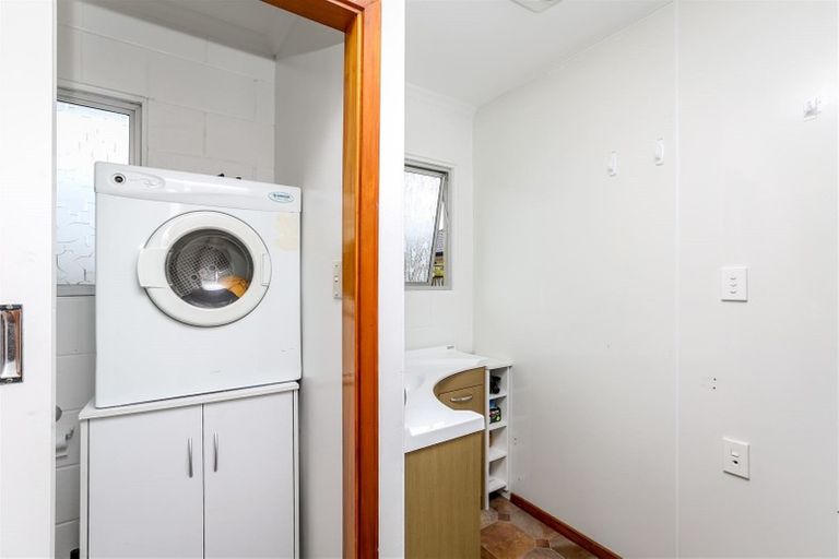 Photo of property in 3/14 Karamu Street, Strandon, New Plymouth, 4312