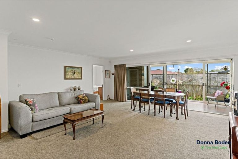 Photo of property in 3 Parsot Place, Pukekohe, 2120