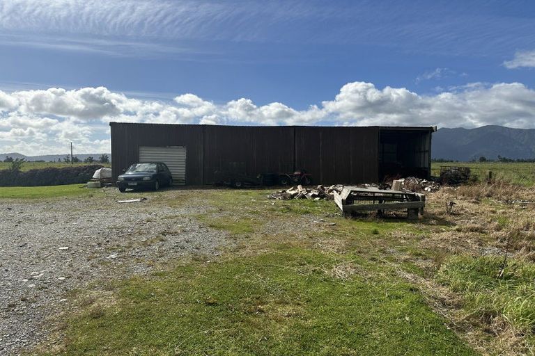 Photo of property in 4248 Harihari Highway, Harihari, 7884