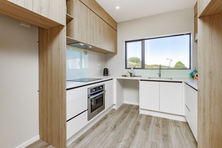 Photo of property in 10b Kotahitanga Street, Papakura, 2110