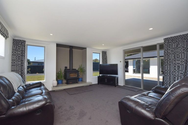 Photo of property in 8 Allan Street, Otatara, Invercargill, 9879