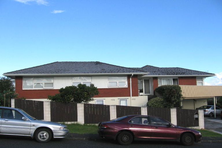 Photo of property in 18 Dudding Avenue, Northcote, Auckland, 0627