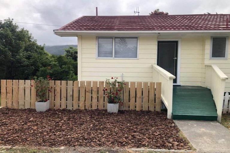 Photo of property in 34a Arawhata Street, Ranui, Porirua, 5024