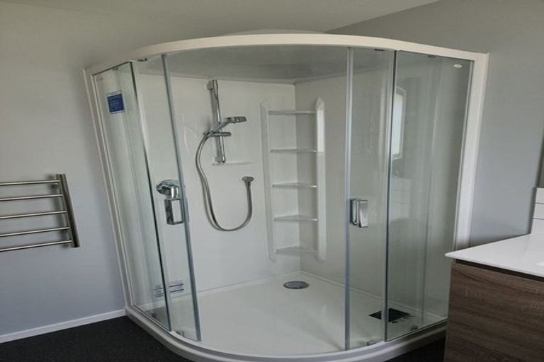 Photo of property in 1/46a Whitemans Road, Silverstream, Upper Hutt, 5019