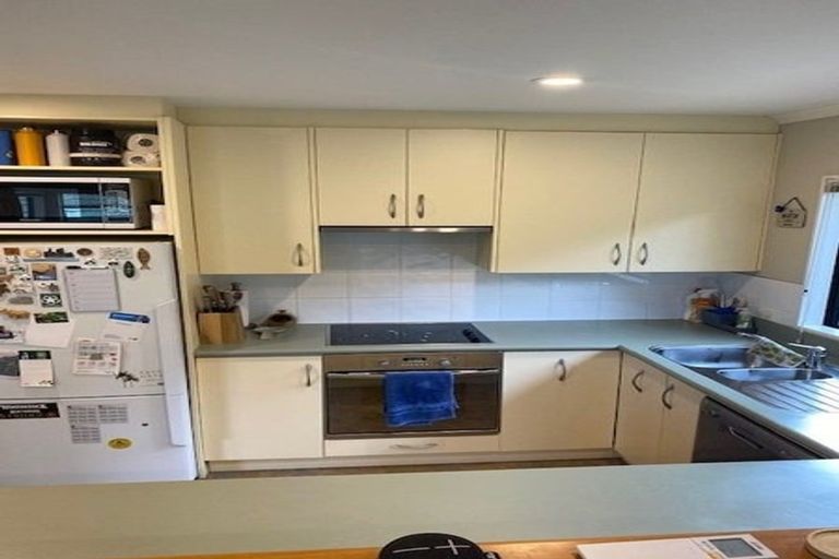 Photo of property in 3a Duncan Street, Tawa, Wellington, 5028