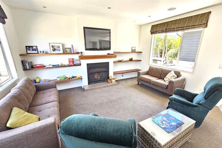 Photo of property in 128 Harbour Drive, Matarangi, Whitianga, 3592