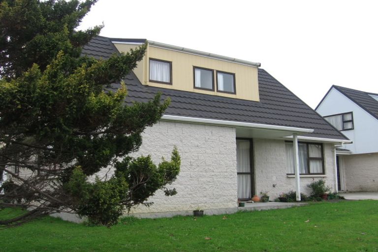 Photo of property in 9 Charisma Court, Kelvin Grove, Palmerston North, 4414