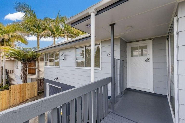 Photo of property in 57 Sunline Avenue, Massey, Auckland, 0614