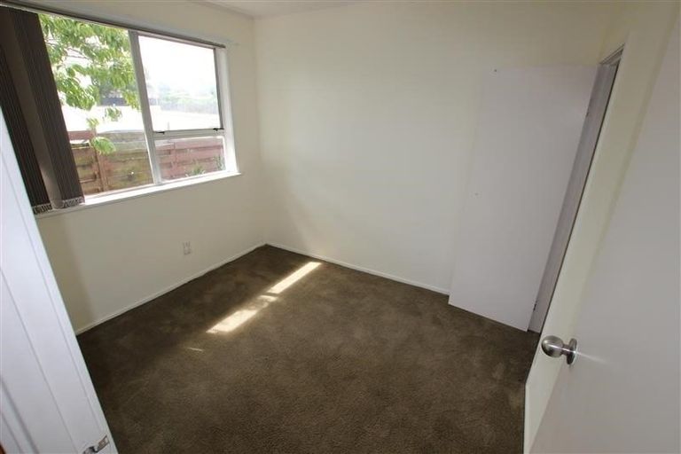 Photo of property in 105 Mahia Road, Wattle Downs, Auckland, 2103