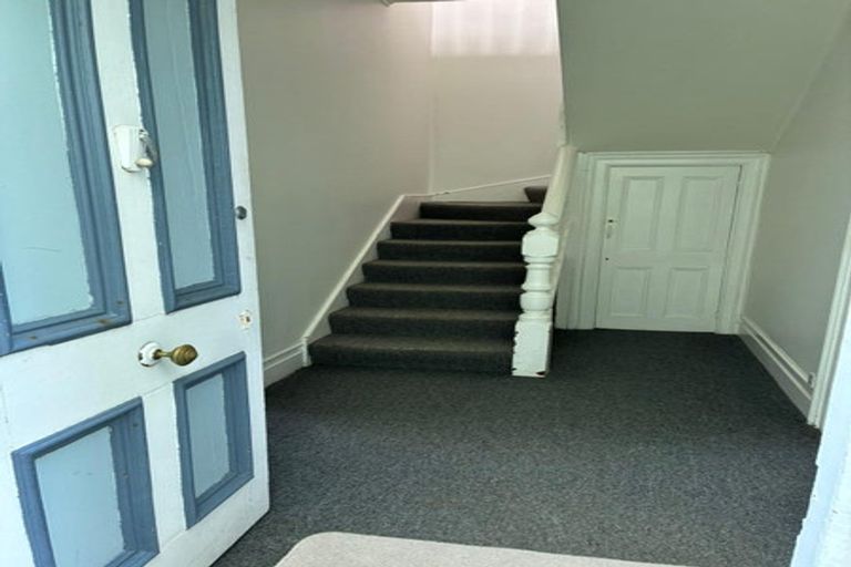 Photo of property in 40 Drummond Street, Mount Cook, Wellington, 6021