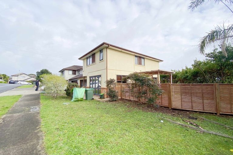 Photo of property in 21 Greenbough Lane, Greenhithe, Auckland, 0632