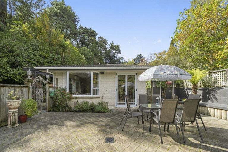 Photo of property in 35 Fendalton Crescent, Pinehaven, Upper Hutt, 5019