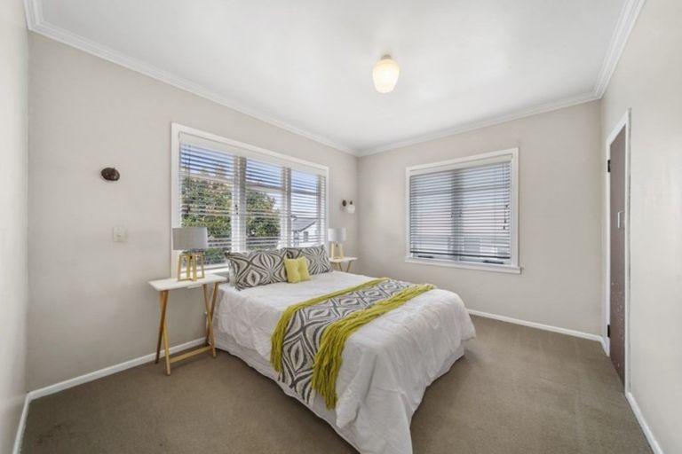 Photo of property in 1/59 Halver Road, Hillpark, Auckland, 2102