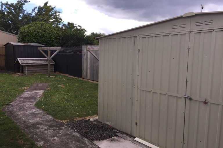 Photo of property in 1/15 Kent Road, Manurewa, Auckland, 2102