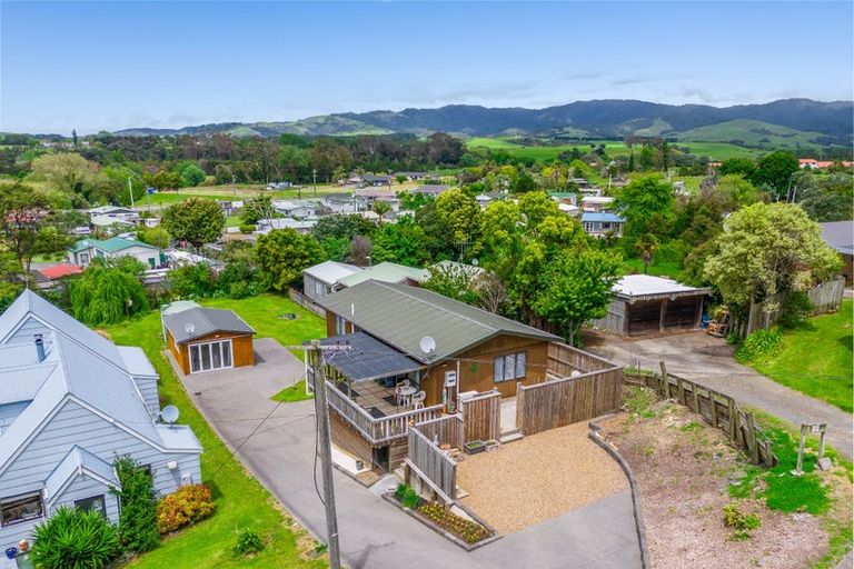 Photo of property in 78 Howard Road, Orere Point, Papakura, 2585