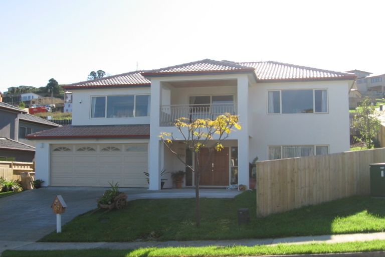 Photo of property in 53 San Marino Drive West, Henderson, Auckland, 0612
