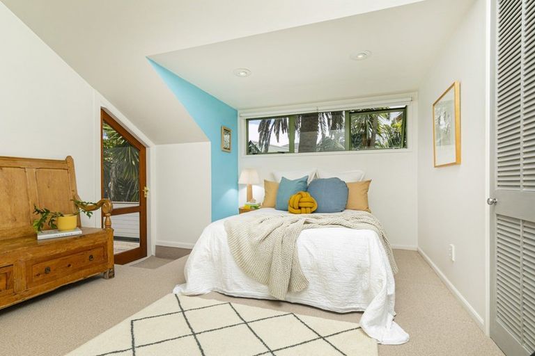 Photo of property in 2/305 Lake Road, Hauraki, Auckland, 0622