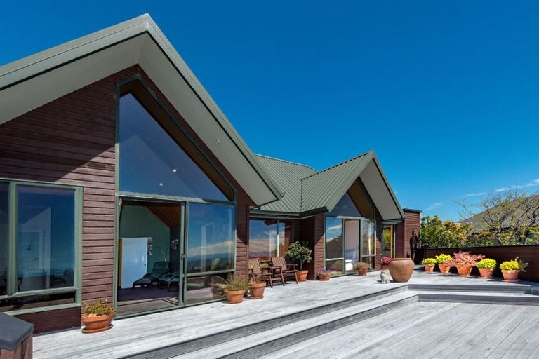 Photo of property in 6 Kaikoura View, Mount Pleasant, Christchurch, 8081