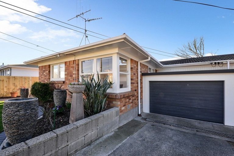 Photo of property in 14a Verel Street, Fairfield, Hamilton, 3214
