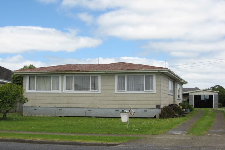 Photo of property in 90 Helvetia Road, Pukekohe, 2120