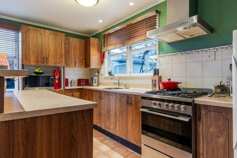 Photo of property in 3 Clarke Avenue, Highbury, Palmerston North, 4412