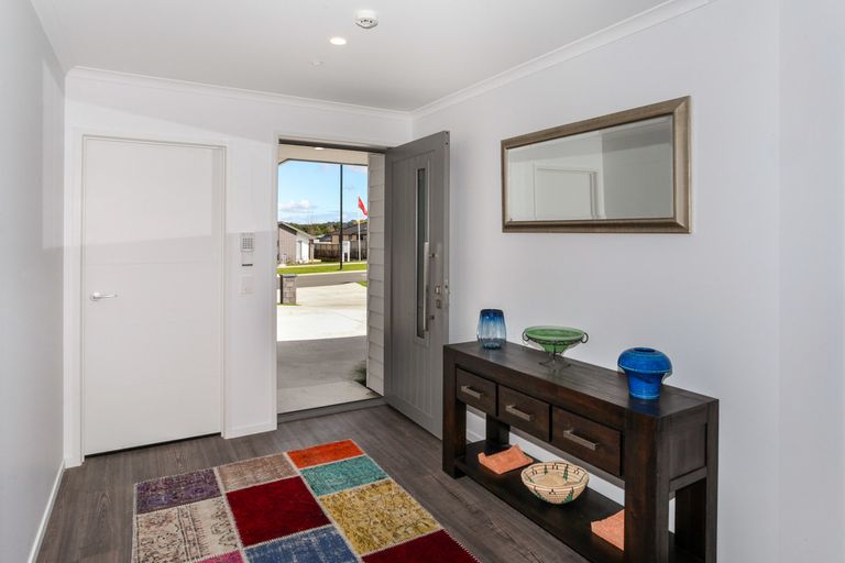 Photo of property in 130 Hillpark Drive, Pokeno, 2402