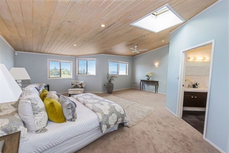 Photo of property in 38 Bannings Way, Hobsonville, Auckland, 0618