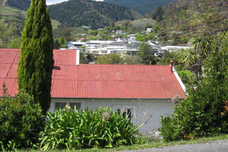 Photo of property in 19 Mount Street, Nelson South, Nelson, 7010