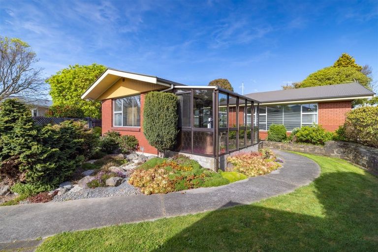 Photo of property in 17 Dellow Place, Spreydon, Christchurch, 8024