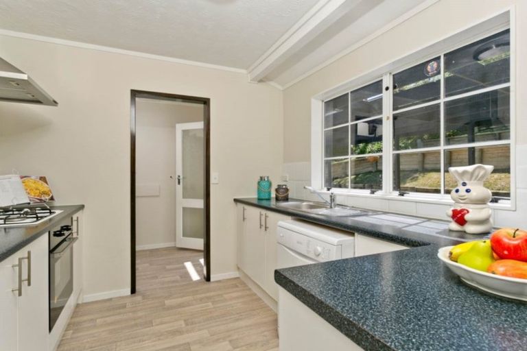 Photo of property in 88 Stapleford Crescent, Browns Bay, Auckland, 0630
