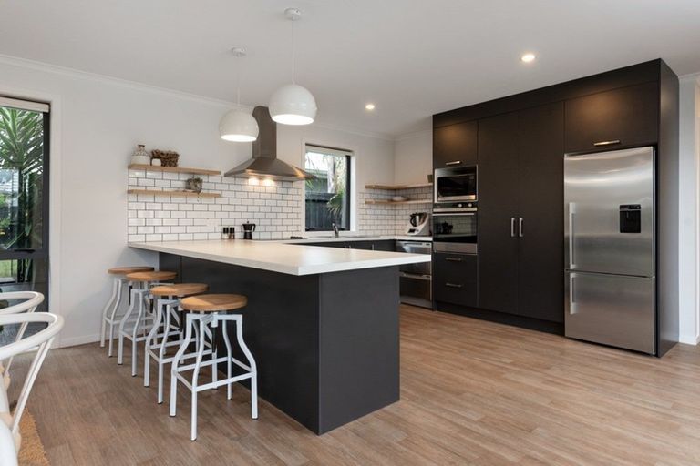 Photo of property in 5 Raiha Street, Papamoa Beach, Papamoa, 3118