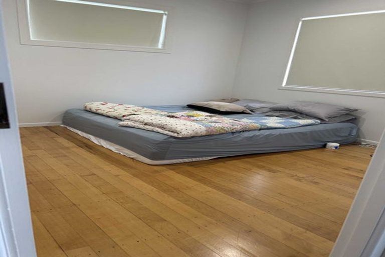 Photo of property in 31 Tiraumea Drive, Pakuranga, Auckland, 2010