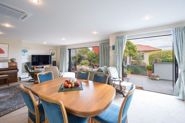 Photo of property in 21 Idesia Grove, Richmond, 7020