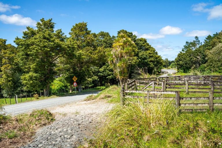 Photo of property in 278 Griffin Road, Maungaturoto, 0583