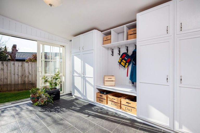 Photo of property in 14 Bosworth Street, Egmont Village, 4372