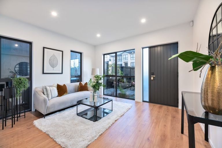 Photo of property in 10 Hariata Street, Flat Bush, Auckland, 2019