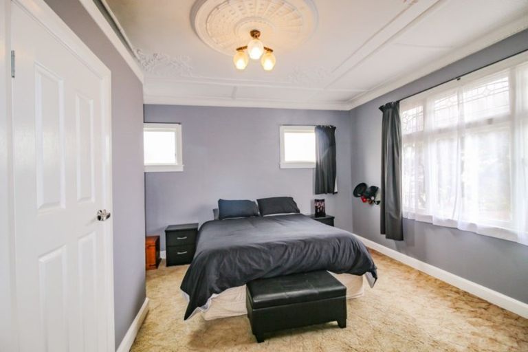 Photo of property in 9 Tongariro Street, Castlecliff, Whanganui, 4501