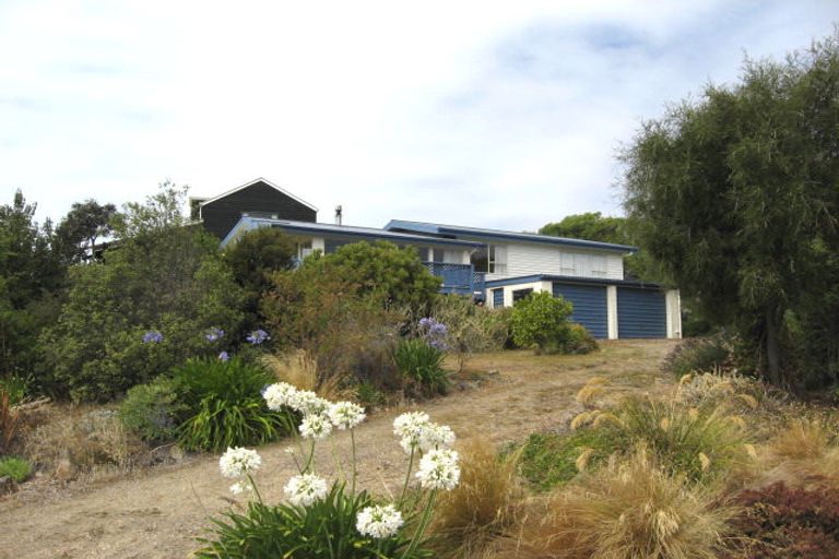 Photo of property in 9 Emerson Crescent, Diamond Harbour, Lyttelton, 8971