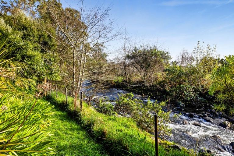 Photo of property in 737 Dudley Road Upper, Kaimiro, Inglewood, 4386