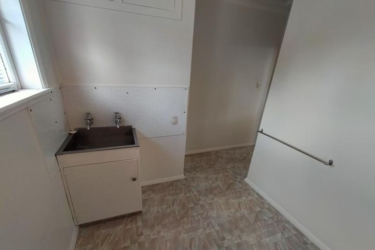 Photo of property in 42 Manson Street, Terrace End, Palmerston North, 4410