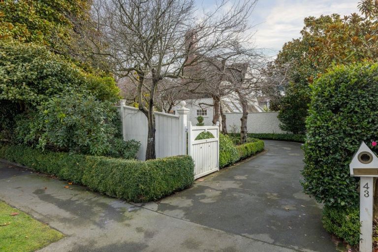 Photo of property in 43 Holmwood Road, Merivale, Christchurch, 8014
