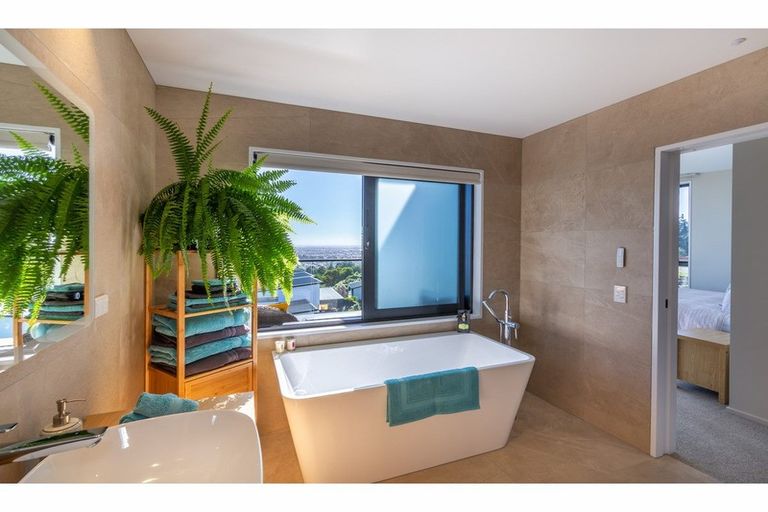 Photo of property in 8 Caldberg Close, Westmorland, Christchurch, 8025